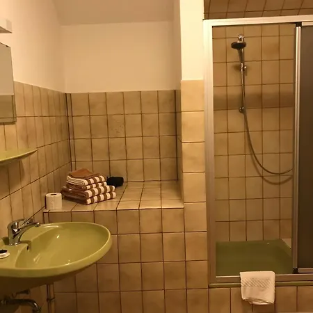 Gulfhof Friedrichsgroden مزرعة للإقامة *