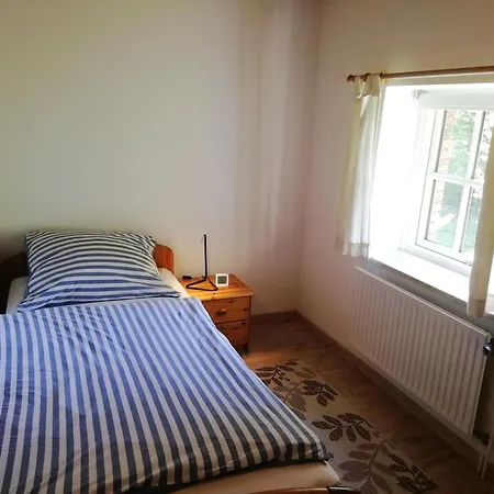 Gulfhof Friedrichsgroden مزرعة للإقامة